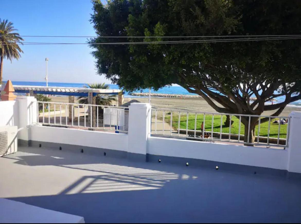 Beachfront House 马拉加 外观 照片