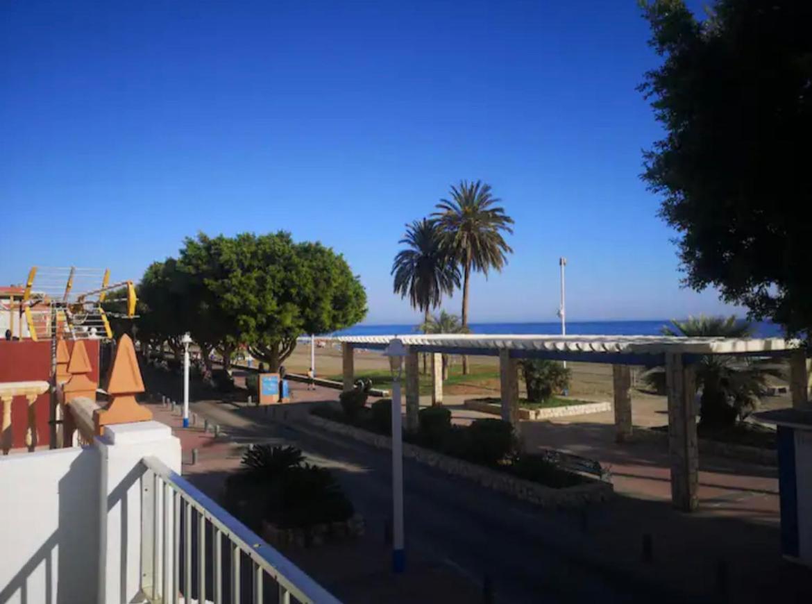 Beachfront House 马拉加 外观 照片